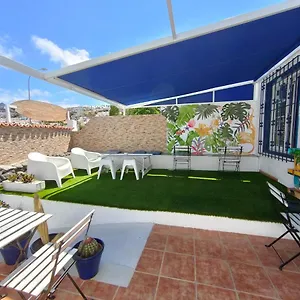 Hostel Endless Summer House (adults Only), Costa Adeje (Tenerife)